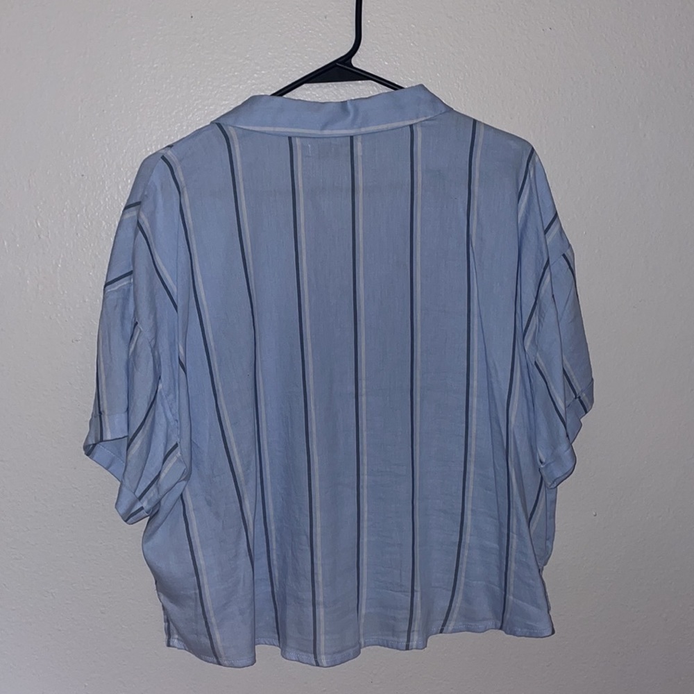 Cropped Button Down Top - Picture 2 of 2